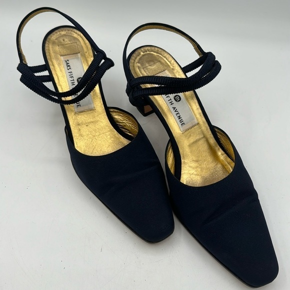 Saks Fifth Avenue Shoes - Saks Fifth Avenue dark blue 2.75” heel Sz 8AA (narrow) light wear